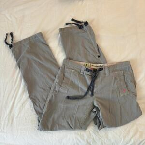 Grey and white striped y2k